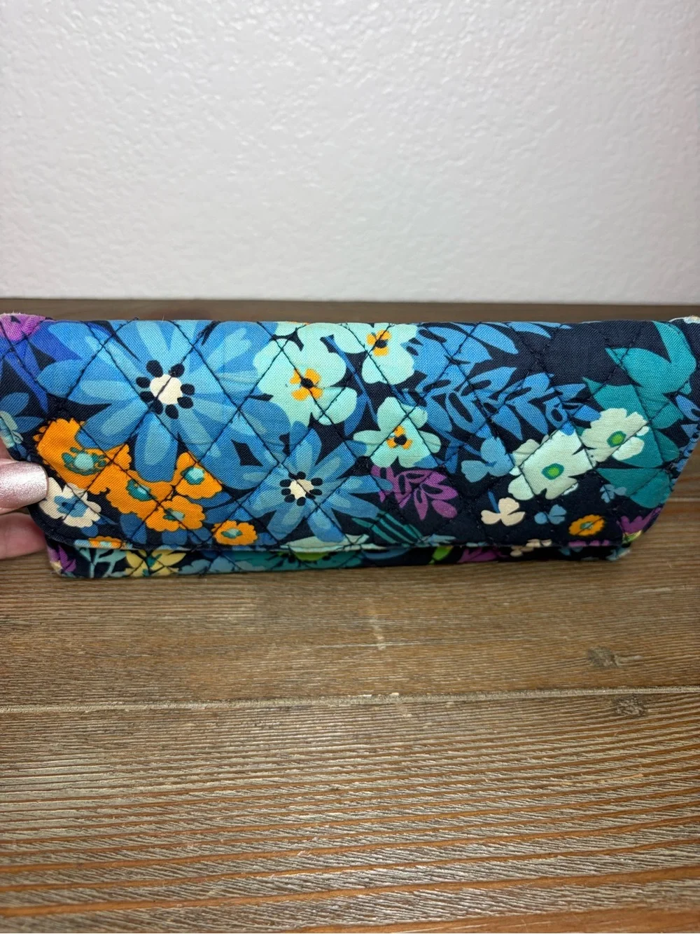 Vera Bradley Midnight Blues Floral Full Size Wallet with Magnetic Closure 8”X4”